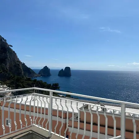 Apartment Sea View Marina Piccola